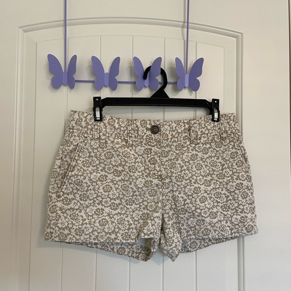 EUC | Ann Taylor LOFT women’s patterned chino shorts — size 0 - Picture 1 of 6